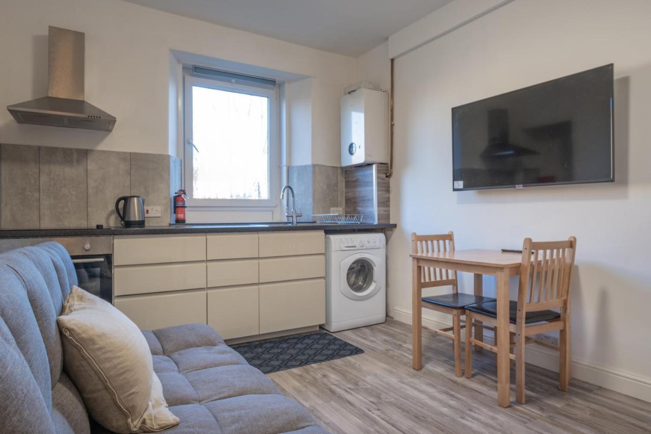 אברדין Hutch 2 Bed Apart מראה חיצוני תמונה